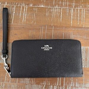 Coach Black Leather wallet with Silver Accents long zip wallet